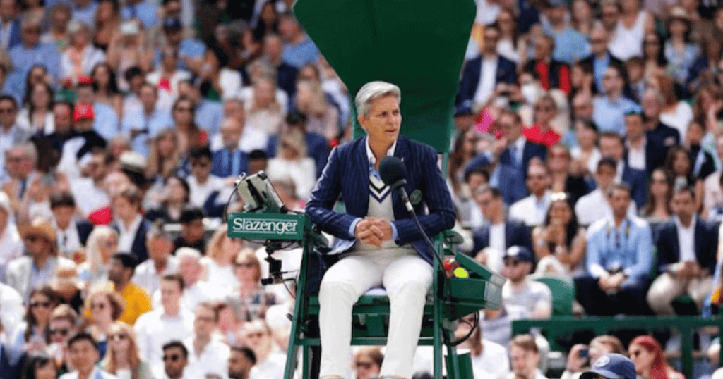 Umpire in Tennis.